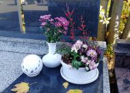 Keramická hřbitovní lampa + el. svíčka zdarma - bílé teraso